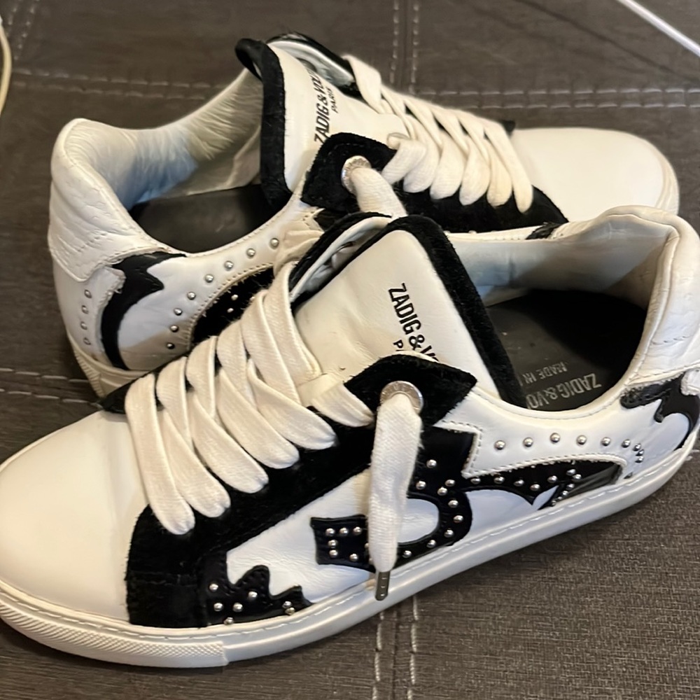 Zadi Fand Voltaire black and white sneakers. In used but good condition.